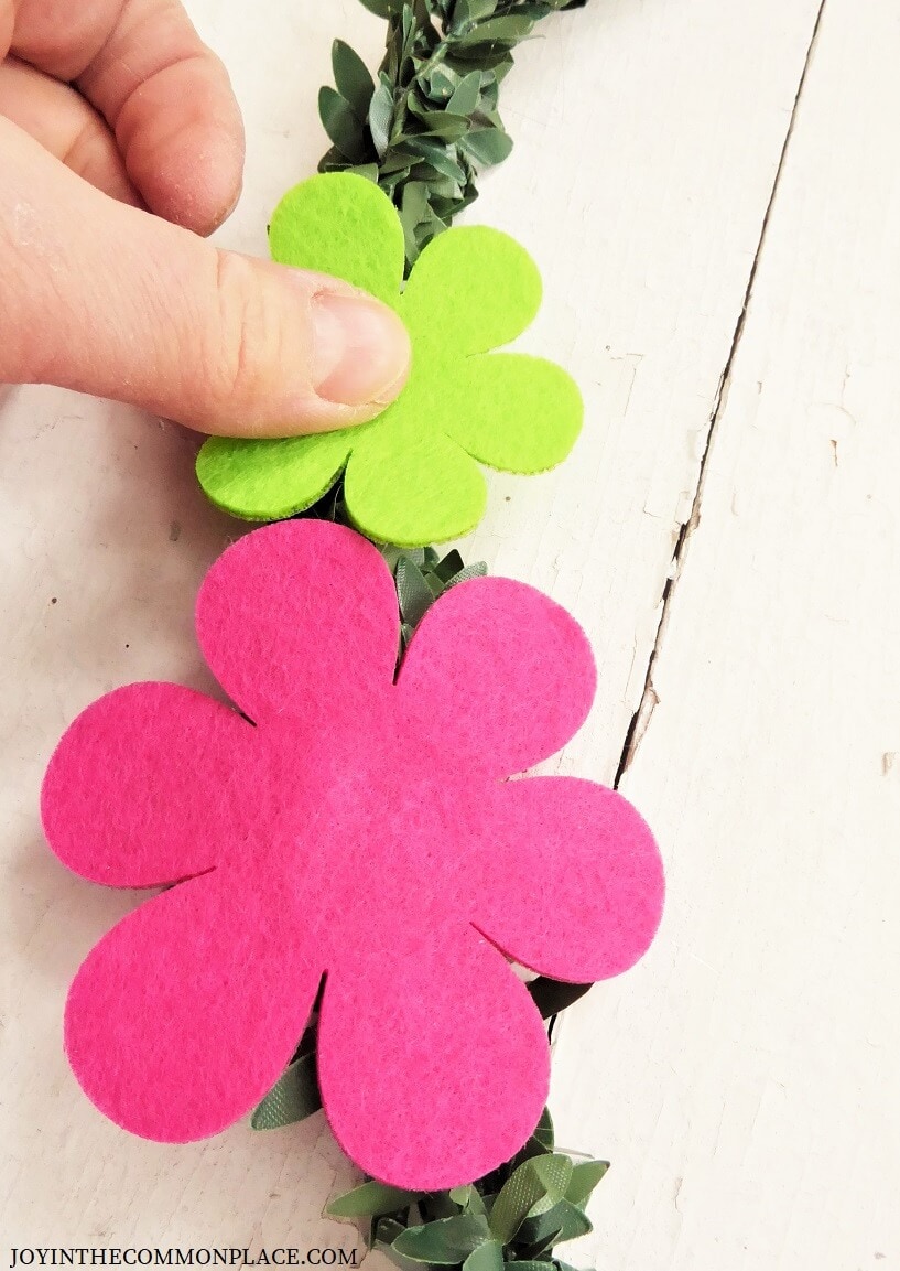 DIY Floral Wreath Backdrop