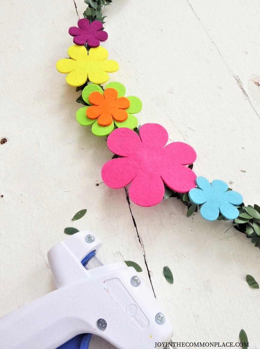 DIY Floral Wreath Backdrop