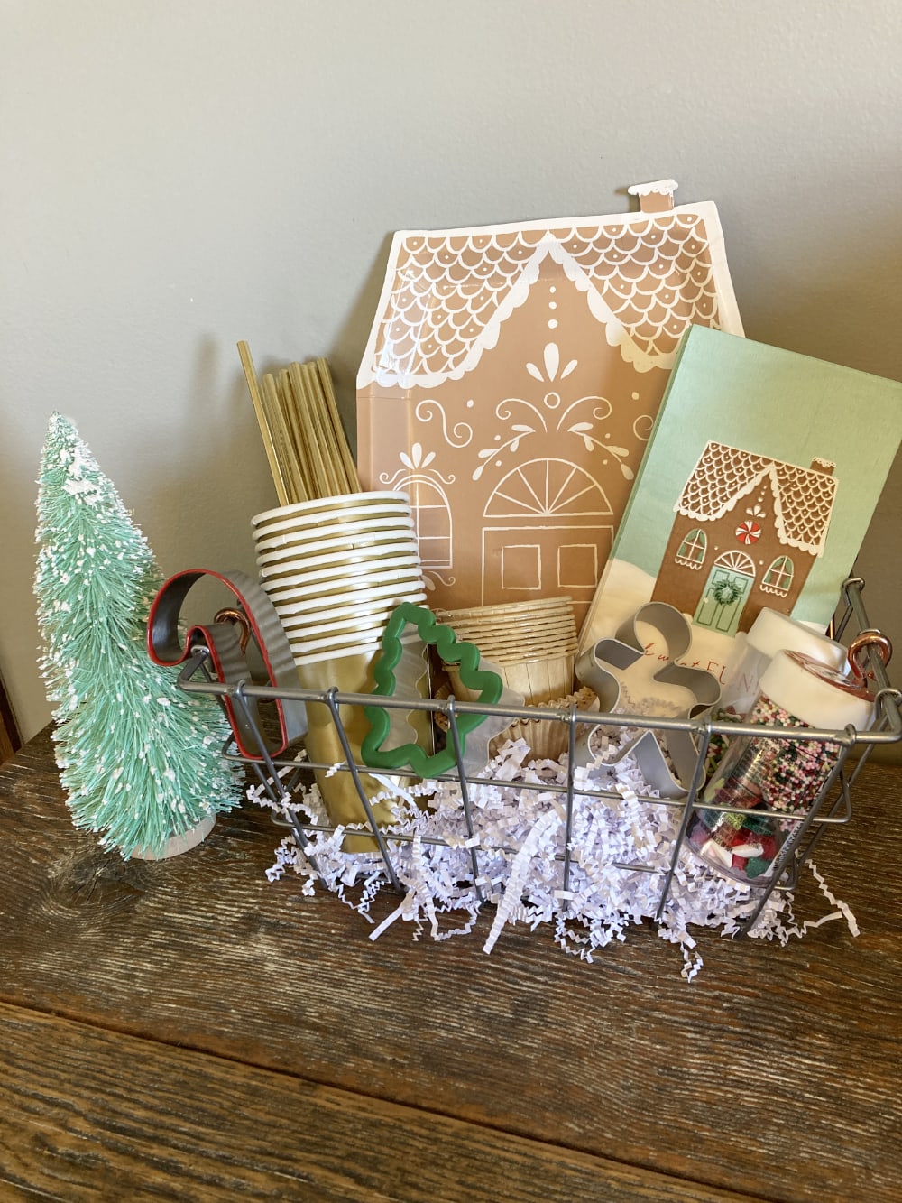 Gingerbread House Christmas Occasions Bin
