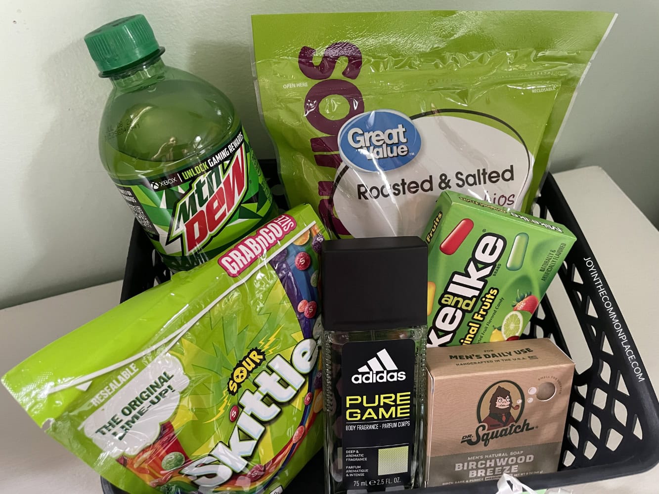 Green Themed Gift Basket Ideas for Him