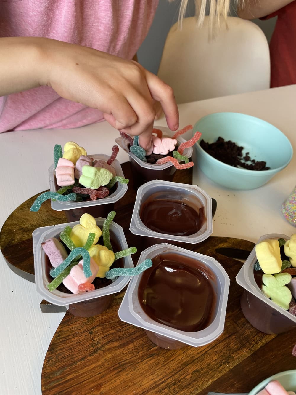 How to Make Easter Dirt Cups for Kids